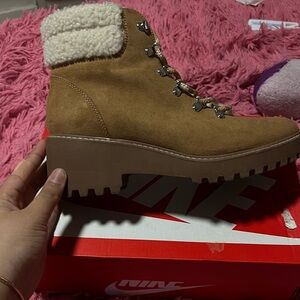 Women's Tan Suede Ankle Boots